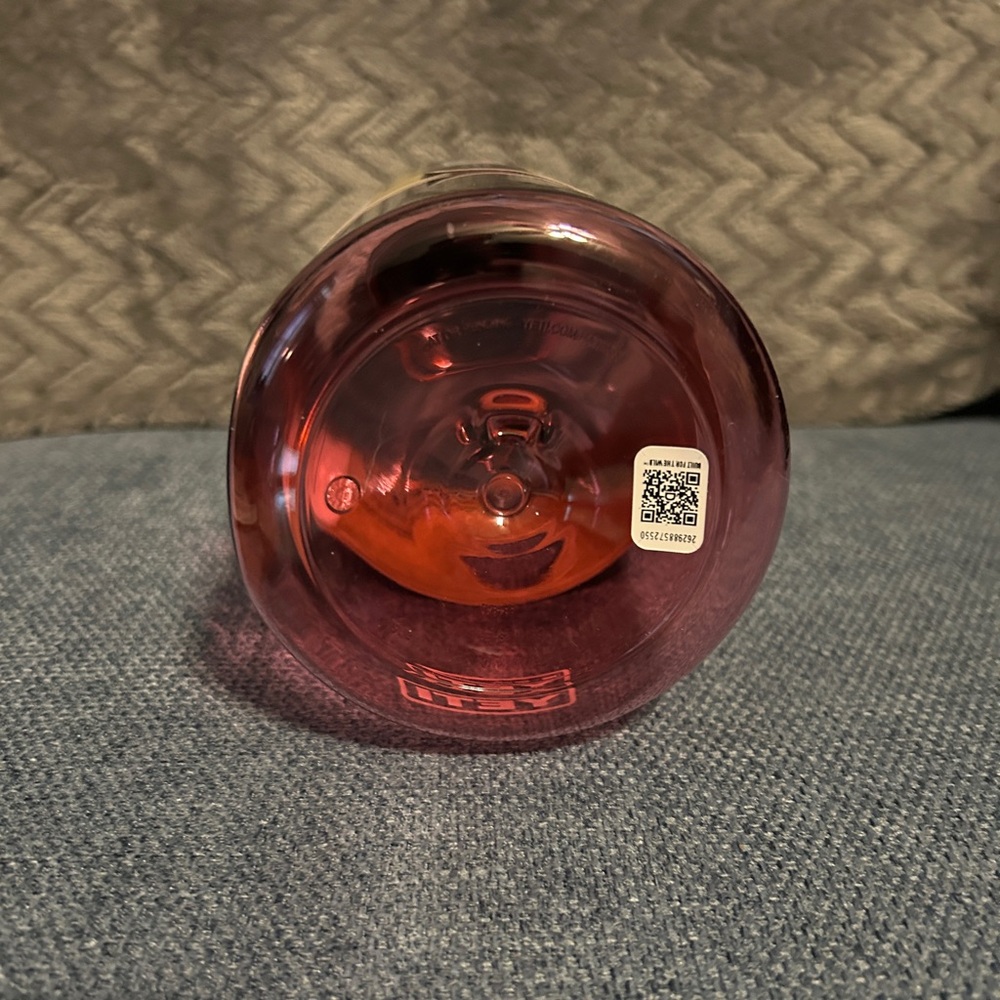 NWT Yeti Yonder 1.5 L / 50 oz Bottle, Power Pink - Picture 3 of 3